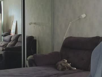 tia__moon's chat room
