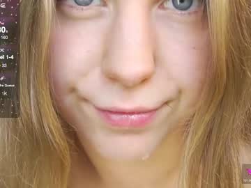 hotchillylovers's chat room