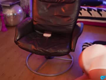 informal_'s chat room
