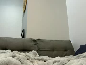 naomirhoades's chat room