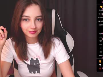 queen_kitty1818's chat room