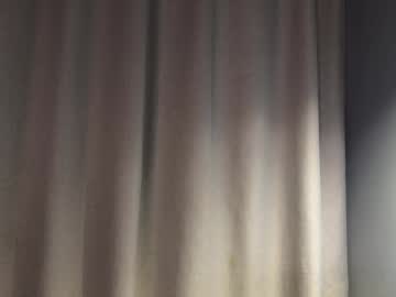 hollyextra's chat room