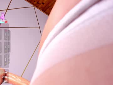 holly__milk's chat room