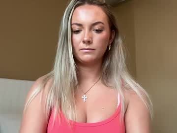 teagannearly's chat room