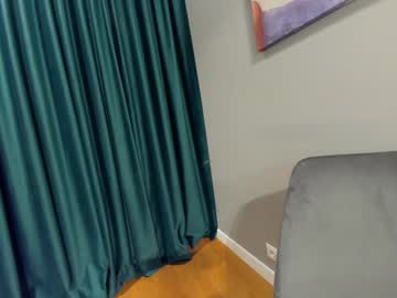 ehotlovea's chat room
