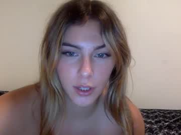 heylaylla's chat room
