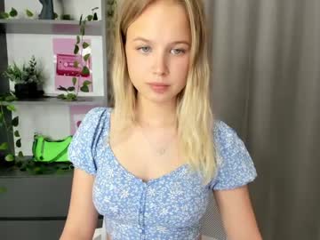 tenderness_18's chat room