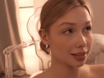 april_blush's chat room