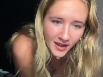 itsssosierra's chat room