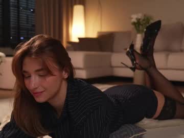 villanelle_l's chat room