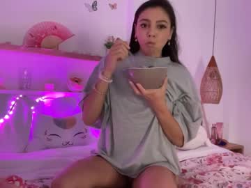 keirasworld's chat room