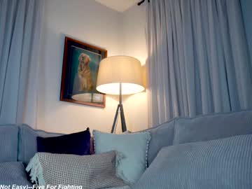 x_lily_x's chat room