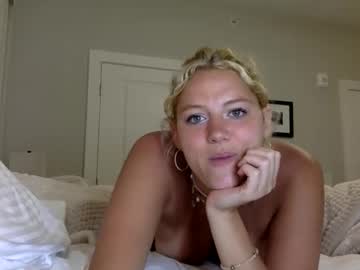 sweetbrittaniexox's chat room