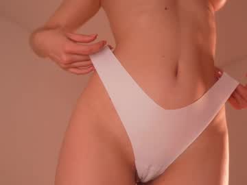 april_blush's chat room