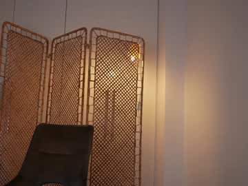 kriss0leoo's chat room