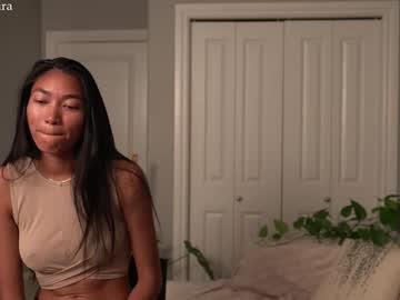 littlemiss_kira's chat room