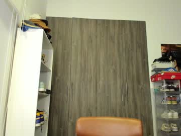 lindabluee's chat room