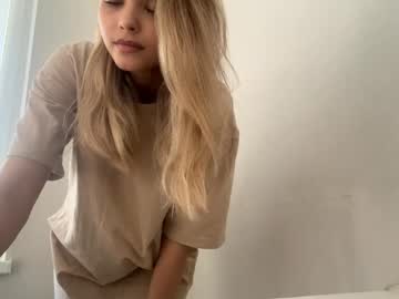 naughty_dreams_xo's chat room