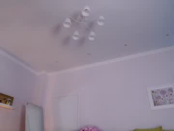 girl_next_door19's chat room