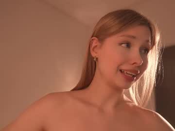 april_blush's chat room