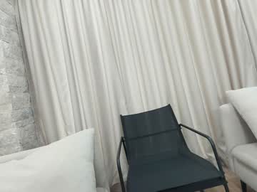 ehotlovea's chat room