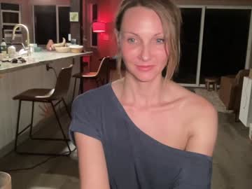 kaileeshy's chat room