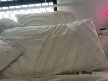 luvlivvyy's chat room