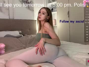 avroramy's chat room
