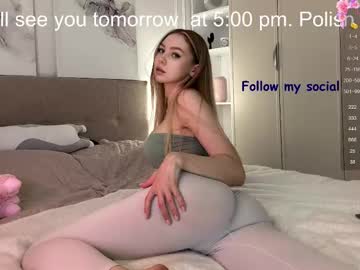 avroramy's chat room