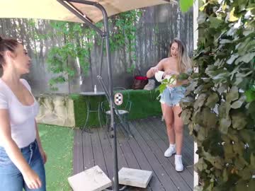babesgowild's chat room