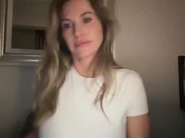 kellymaee's chat room