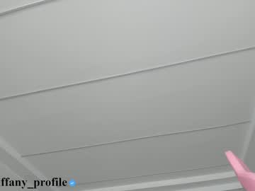 tiffanyhouston_'s chat room
