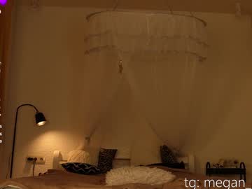 top_of_passion's chat room