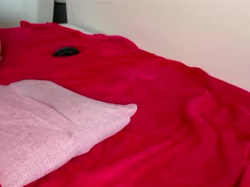 nicky_couple's chat room