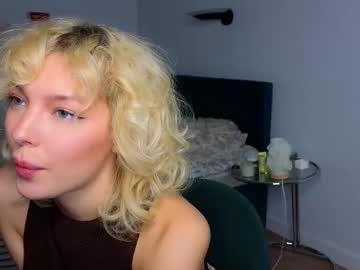 hunter_eyess's chat room