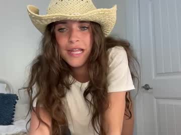 yourgirlnicolexo's chat room