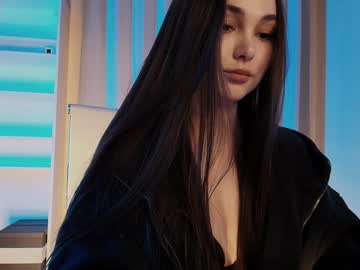 hollyextra's chat room