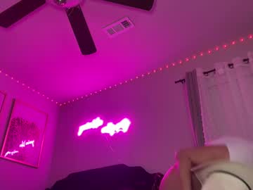 brielledaviss's chat room