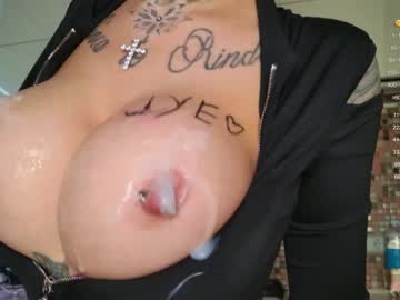 2badforyou's chat room