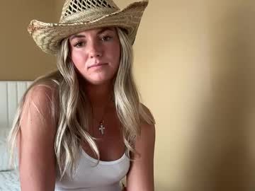 teagannearly's chat room