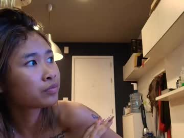 buddiup2's chat room