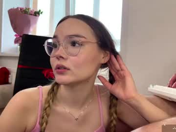 sexstar_l1fstyl3's chat room