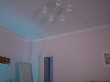 girl_next_door19's chat room