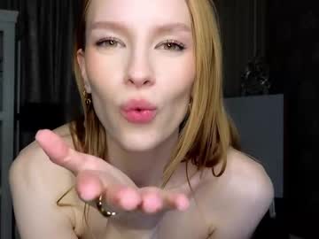 gooody_girl's chat room