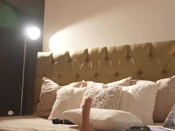 emyii's chat room