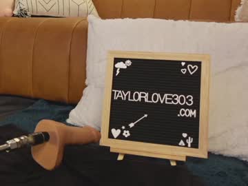 taylor_love_303's chat room