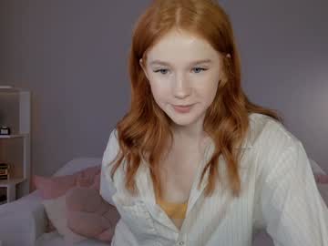 leahsthetics's chat room