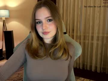 ksenomi's chat room