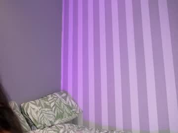 littlee33's chat room