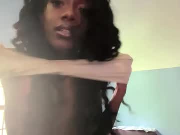 lilyblloom's chat room